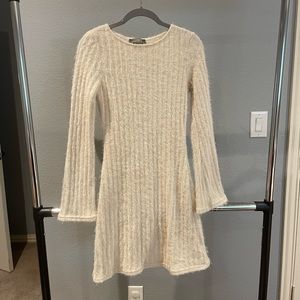 Bell sleeve mini dress